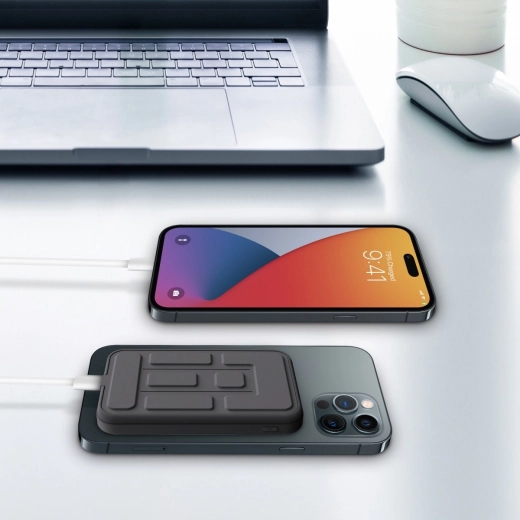 Încărcare wireless 15 W și USB‑C Power Delivery 20 W