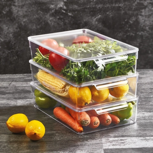 Capac detașabil și posibilitate de stivuire