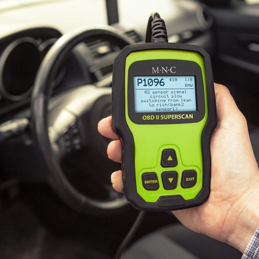 Autodiagnosticare OBD2 pentru citirea și ștergerea codurilor de eroare 12 V