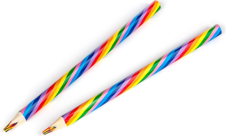Urme multicolore la fiecare trasare