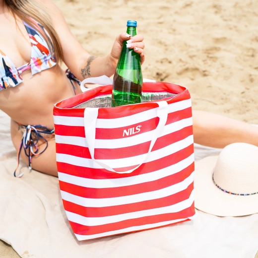 Volum generos de 23 l și deschidere largă