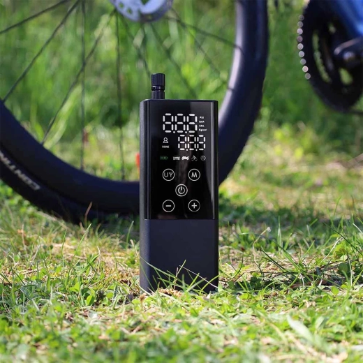 Design compact, lumină LED și încărcare USB‑C