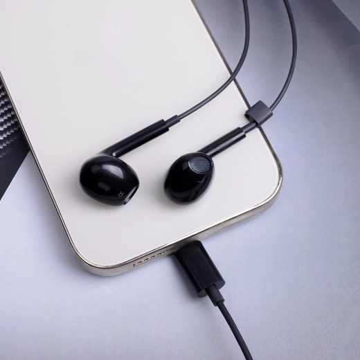 Conectare prin USB-C