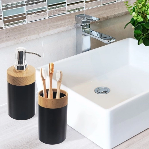 Combinație elegantă de negru și lemn