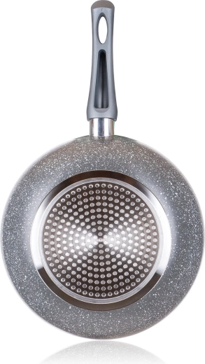 Compatibilă cu toate tipurile de plite