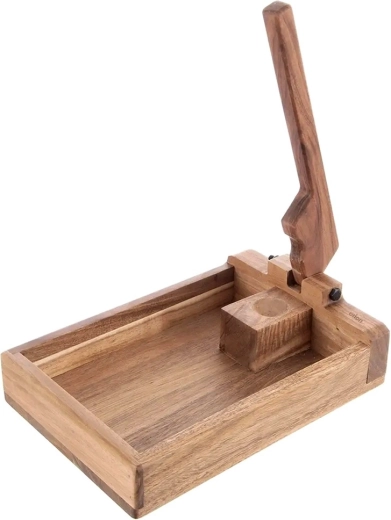 Lemn de salcâm și metal rezistente