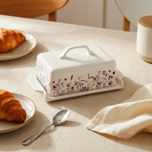 Design elegant Louka pentru orice masă