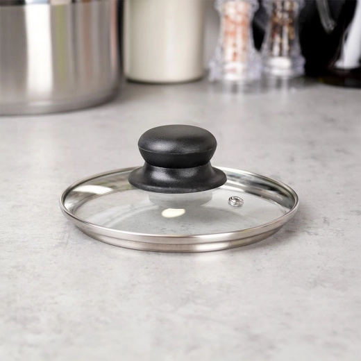 Construcție durabilă cu margine din inox