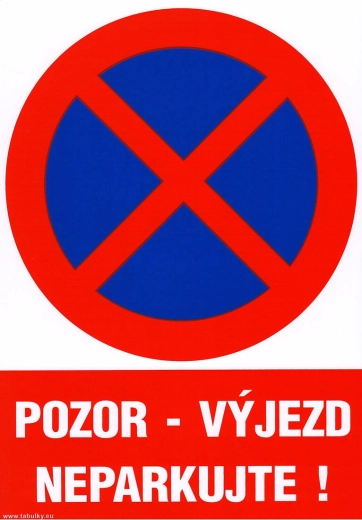Placă autocolantă Atenție ieșire – Nu parcați, A4 (210 × 297 mm)