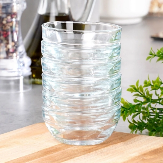 Formă stivuibilă care economisește spațiu