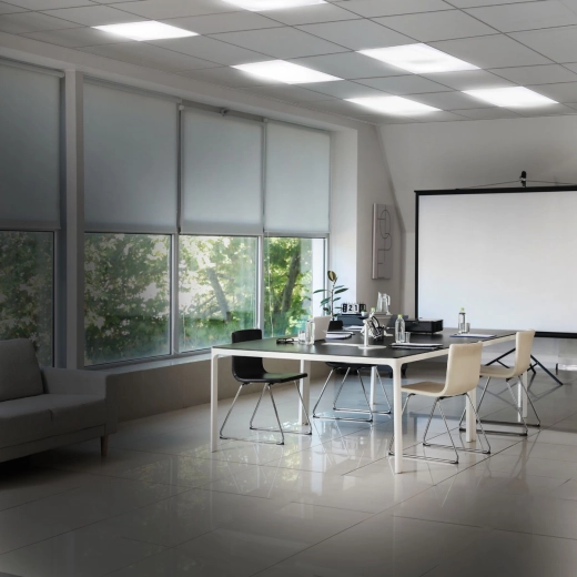 Lumină uniformă datorită tehnologiei Backlit