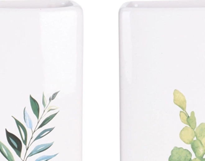 Ceramică de calitate cu motiv decorativ