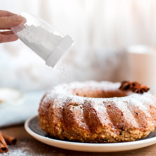 Decorare ușoară direct deasupra deserturilor