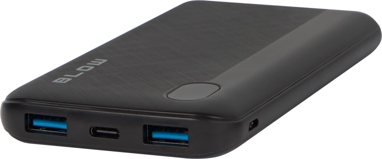 Trei porturi pentru mai multe dispozitive simultan