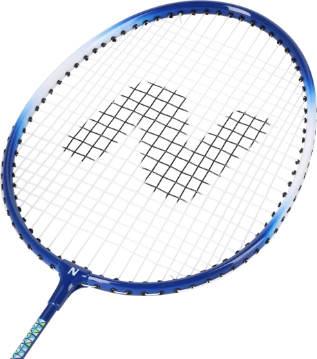 Construcție ușoară și durabilă pentru lovituri precise