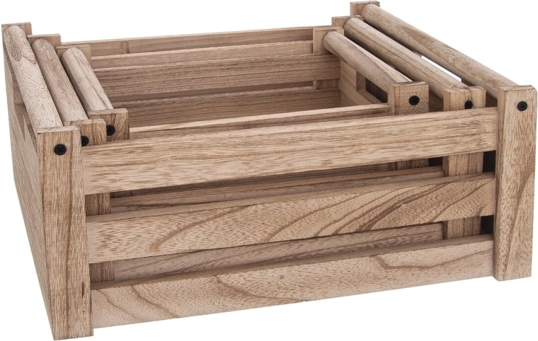 Lemn natural și construcție aerisită cu șipci