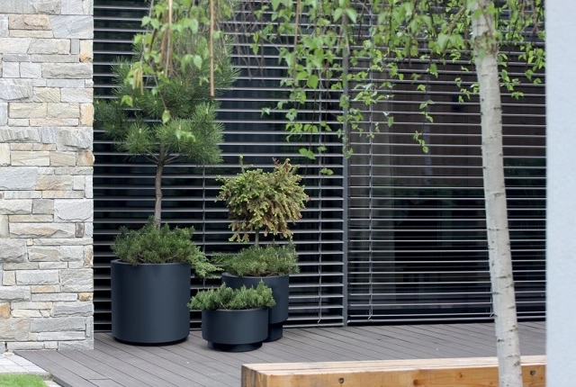 Material rezistent pentru exterior și interior