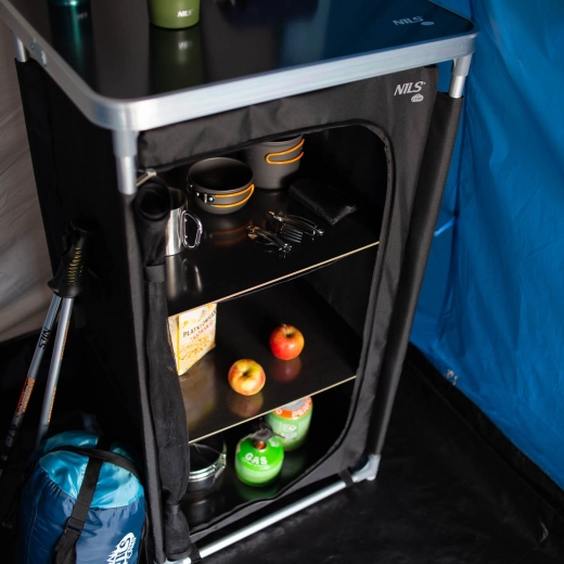 Trei rafturi și blat superior pentru ordine maximă