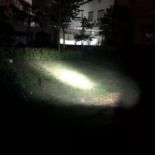 Reflector LED principal puternic