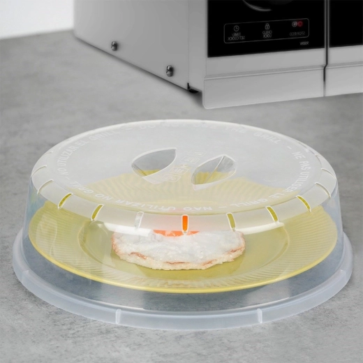 Cuptor cu microunde curat, fără stropi