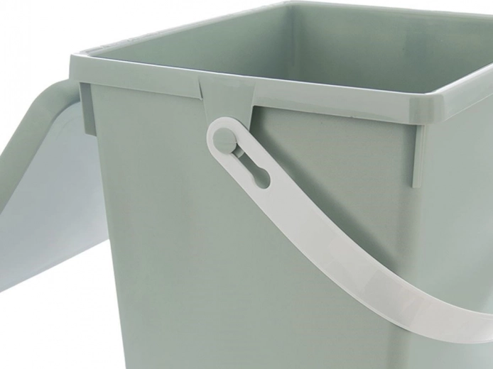 Rezistent, ușor și ușor de transportat