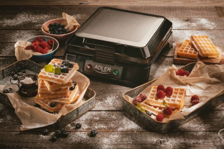 Putere 1500 W și plăci antiaderente