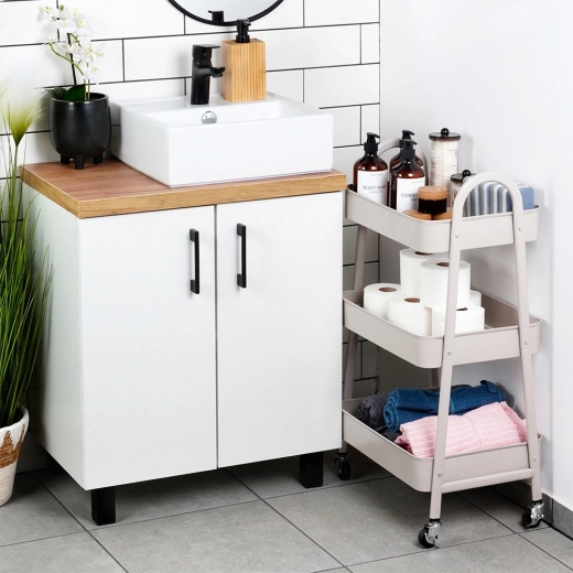 Construcție metalică rezistentă, într-un bej elegant