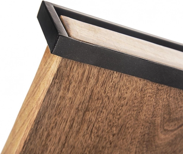 Margini înălțate și protecția suprafețelor