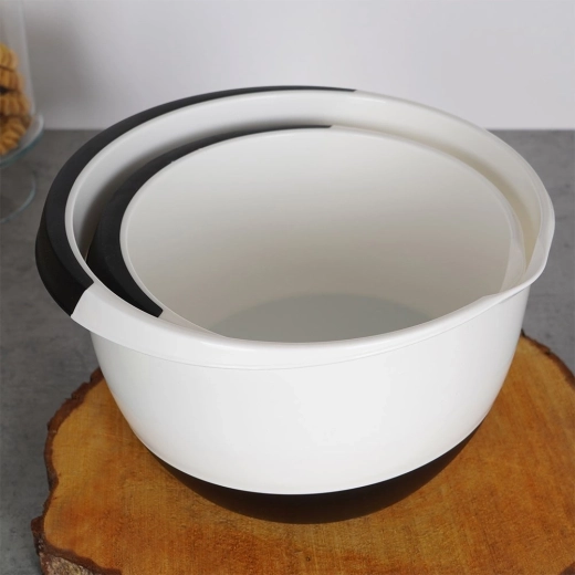 Stivuibile și rezistente la mașina de spălat vase