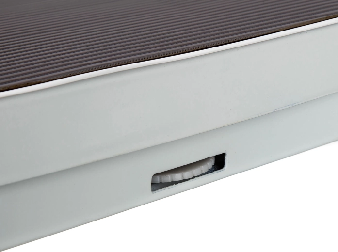 Suprafață antiderapantă stabilă