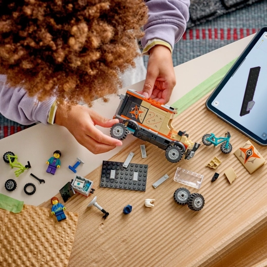 Construcție creativă cu LEGO Builder