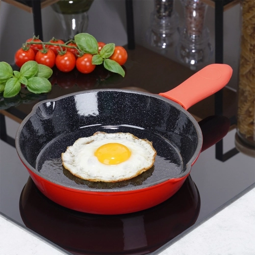 Prăjire uniformă și acumulare îndelungată a căldurii