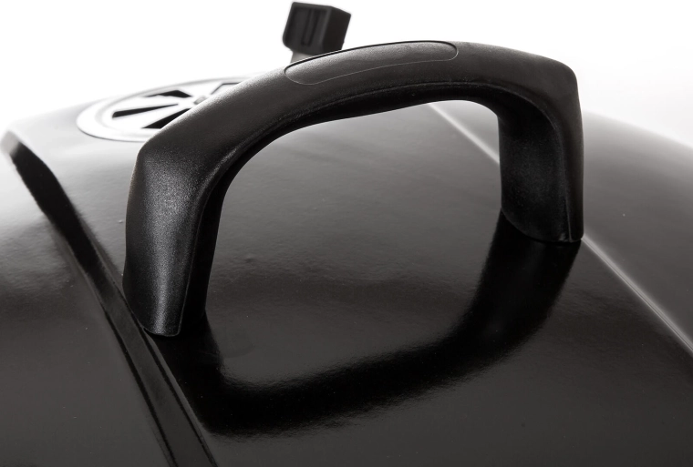 Capac cu reglarea aerului și priză sigură