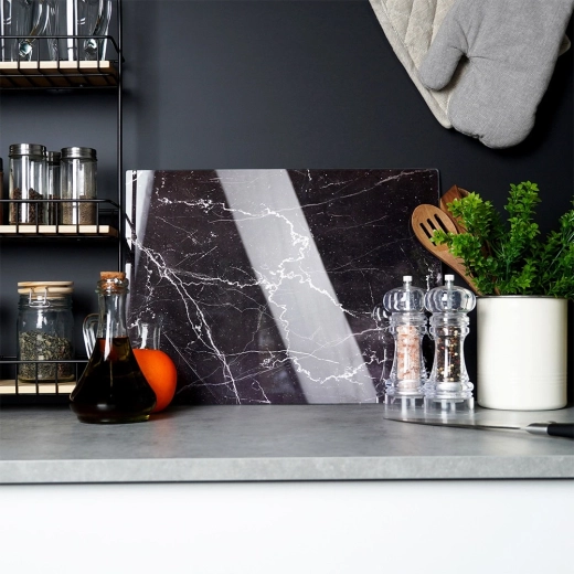 Utilizare universală: tăiere, suport și servire