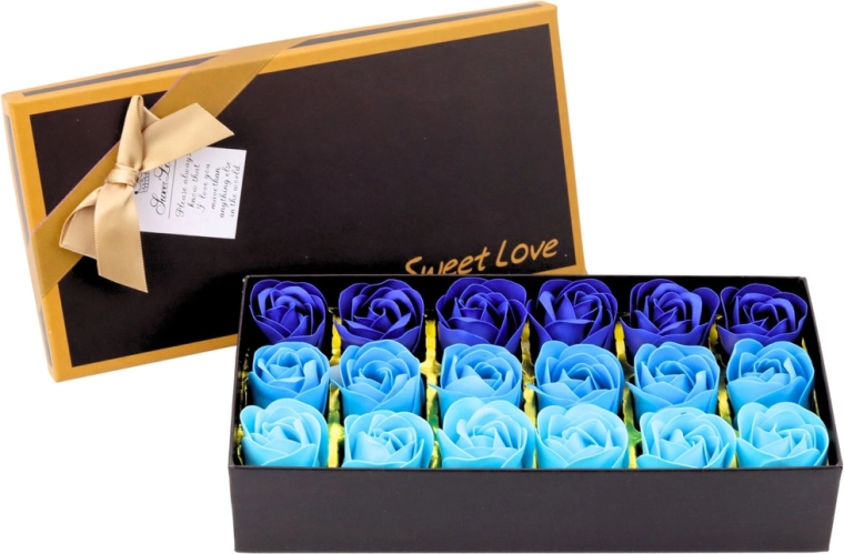 Trandafiri realiști și delicat parfumați