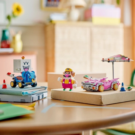 Planor detașabil pentru mai multe moduri de joc