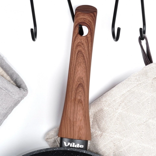 Mâner ergonomic, care nu se încălzește