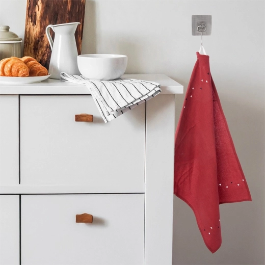 Elegante și practice în bucătărie și baie