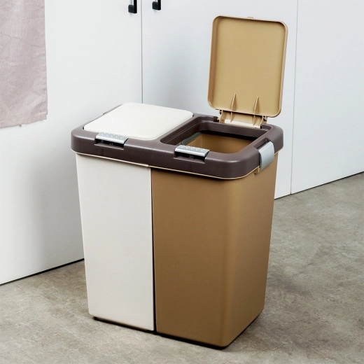 Capace cu deschidere rapidă prin click