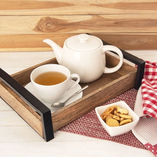 Servire stilată a băuturilor și gustărilor