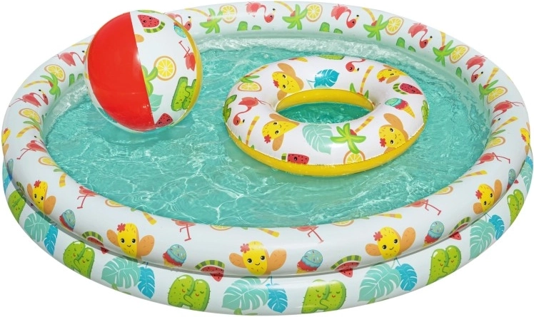Piscină pentru răcorire în zilele de vară
