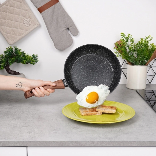 Suprafață din granit antiaderentă pentru gătit sănătos