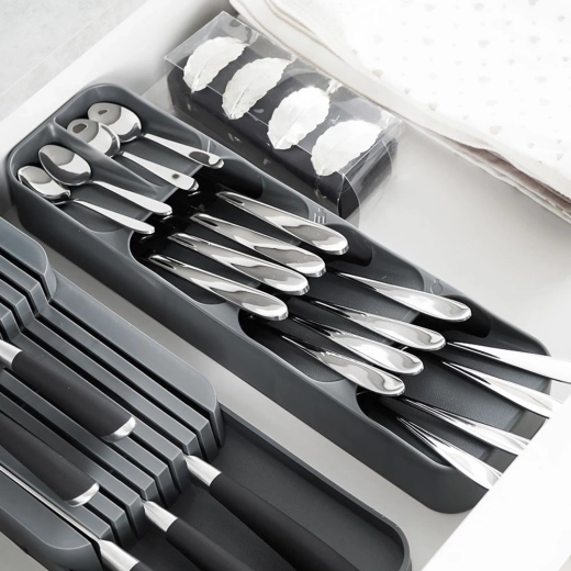 Organizare pe mai multe niveluri a tacâmurilor