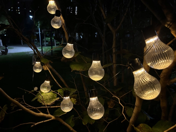 Rezistență IP44 pentru utilizare în exterior