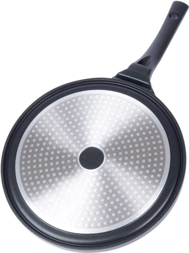 Compatibilă cu toate plitele, inclusiv inducție