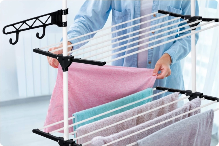 Cârlige practice și brațe rabatabile