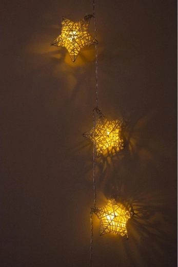 Lumină alb caldă și plăcută