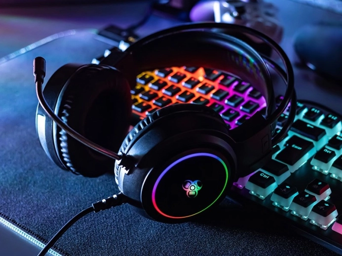 Iluminare RGB și comunicare clară