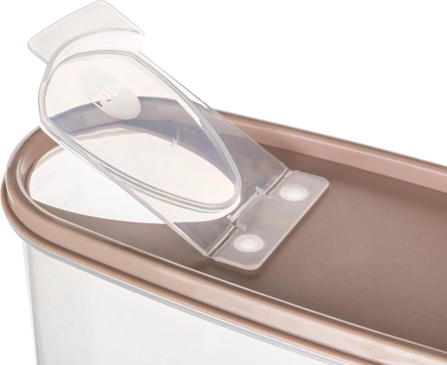 Dozare comodă datorită capacului basculant