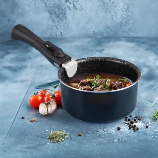 Suprafață antiaderentă pentru gătit comod